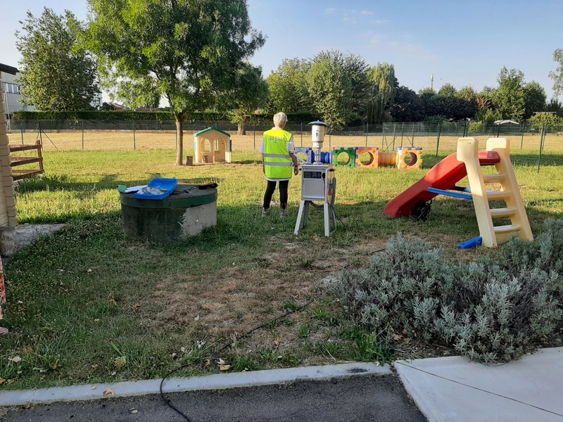 Il campionatore ad alto volume per la rilevazione di microinquinanti installato presso la scuola Montessori